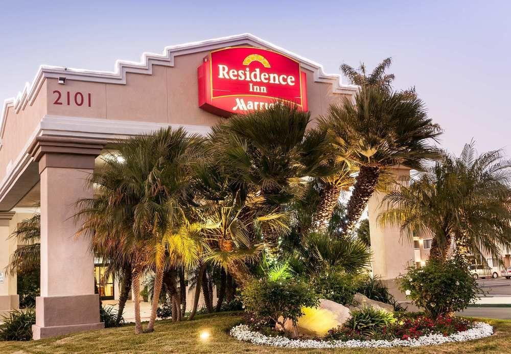 Residence Inn By Marriott Oxnard River Ridge Exterior foto